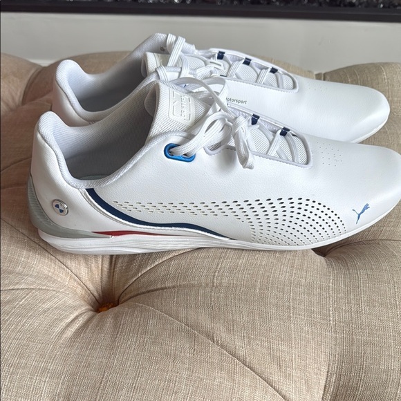 NWT. Puma White and Blue Sneakers Sleek Motorsport Design